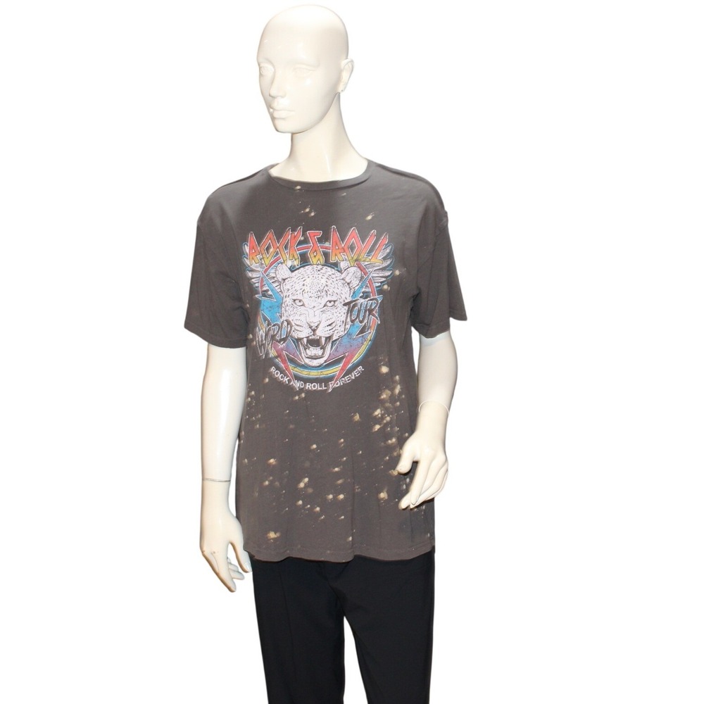Baevely Rock & Roll Graphic Tee‎ Distressed Black Size M